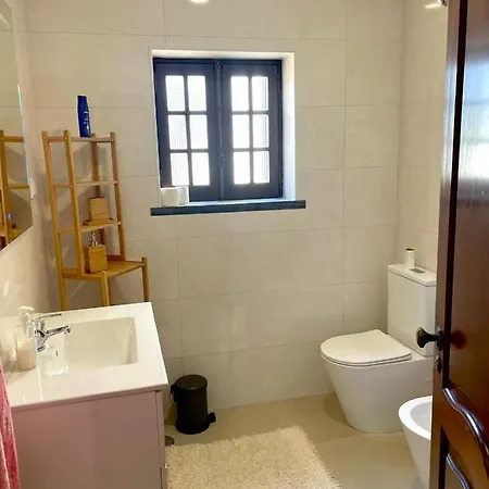 וילה Lourivillage