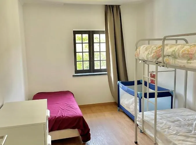 Lourivillage * לוריניה